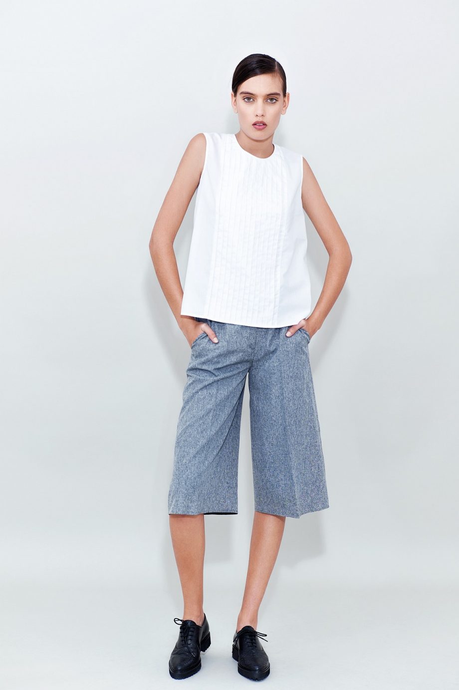 Cotton Pleated Top Grey Cropped Pants